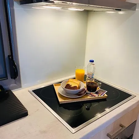 New 2bd Aprt With Shared Rooftop Pool E2 Athènes